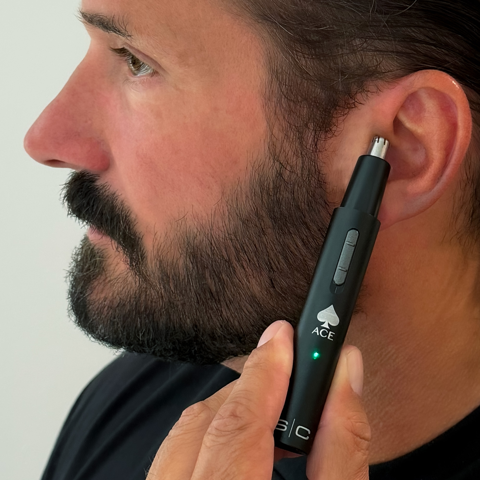 Side shot of the trimmer in gold